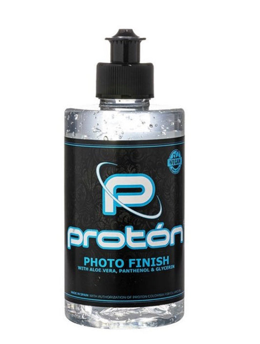 Protón Photo Finish gel post-tatuaje con aloe vera, panthenol y glicerina.